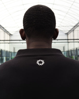 VALLEA Half Zip in Black, layering mid layer for padel and training