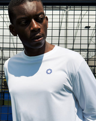 VALLEA Long Sleeve in White, regular fit training long sleeve